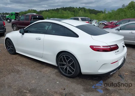 2021 Mercedes-Benz E 450 z USA, uszkodzony, nr VIN W1K1J5JB1MF156684